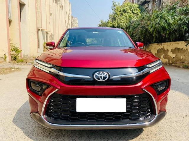 https://images10.gaadi.com/usedcar_image/4372975/original/processed_85ac9c93569a148b01076d89be0d56d8.jpg?imwidth=6400