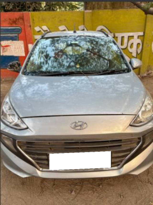 https://images10.gaadi.com/usedcar_image/4372982/original/processed_84e8484f-1641-46e2-8cf6-09f9d7f93ee5.png?imwidth=6400