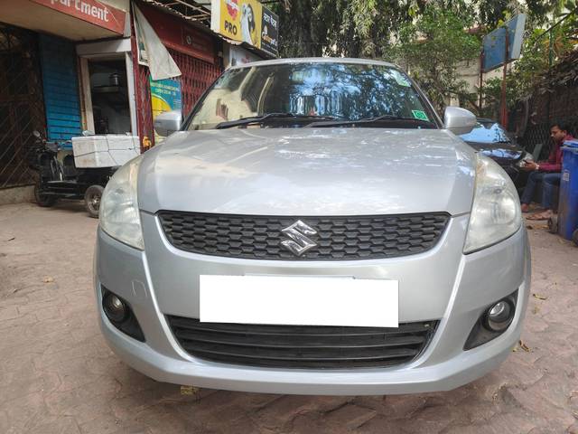 https://images10.gaadi.com/usedcar_image/4373001/original/processed_8b39296731b90d9a9e4d63de9c0bc153.jpg?imwidth=6400