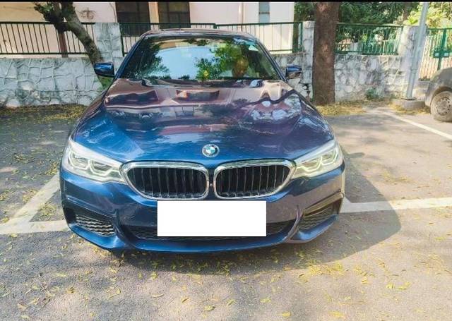 https://images10.gaadi.com/usedcar_image/4373011/original/processed_ef025960a70f8430ebac80dda3e0806e.jpg?imwidth=6402