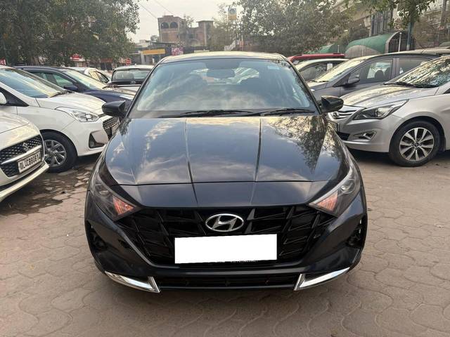 https://images10.gaadi.com/usedcar_image/4373039/original/processed_c3504ff9e7d130c5918cb66c01fed261.jpg?imwidth=6402