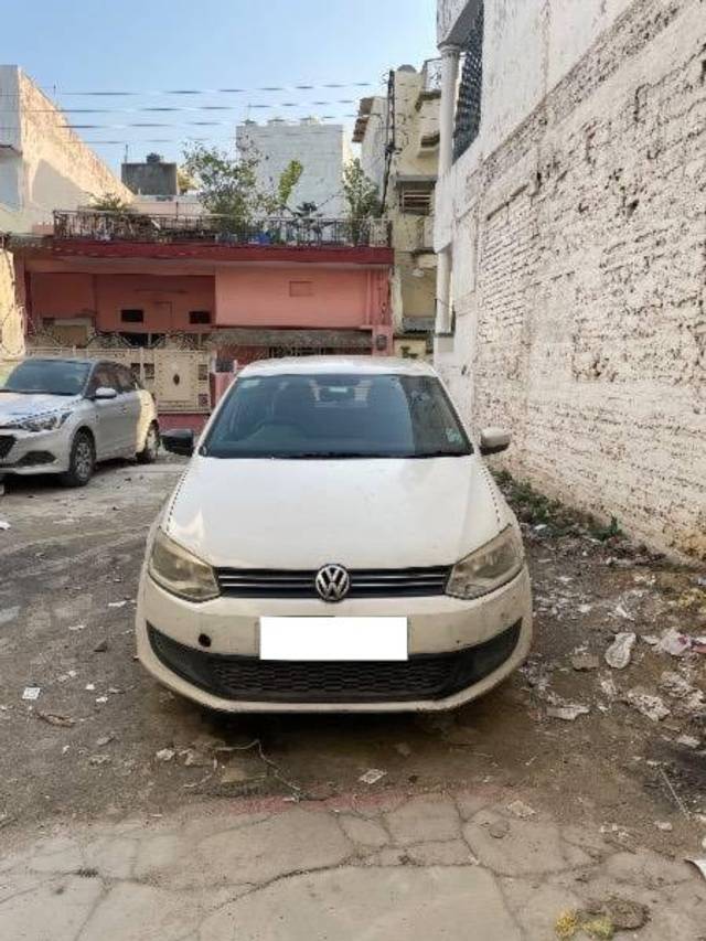 https://images10.gaadi.com/usedcar_image/4373109/original/processed_8094dac0-5abf-4374-8210-fa6cdc0834b5.jpg?imwidth=6400