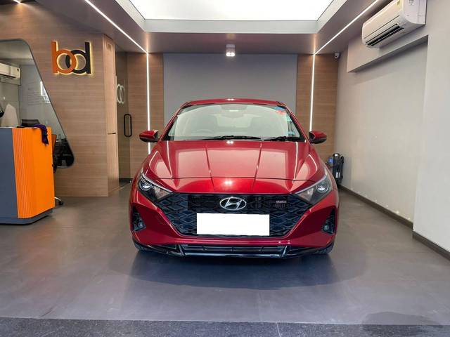 https://images10.gaadi.com/usedcar_image/4373127/original/processed_d834c246671446e4481e5c7e14e135f5.jpeg?imwidth=6400