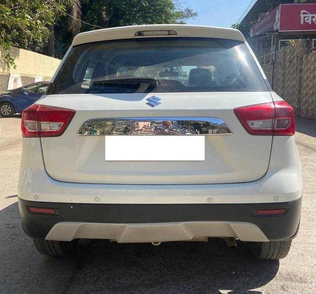 https://images10.gaadi.com/usedcar_image/4373137/original/processed_235ebc6308cfb07a5c90ef636baf66d1.jpg?imwidth=6401