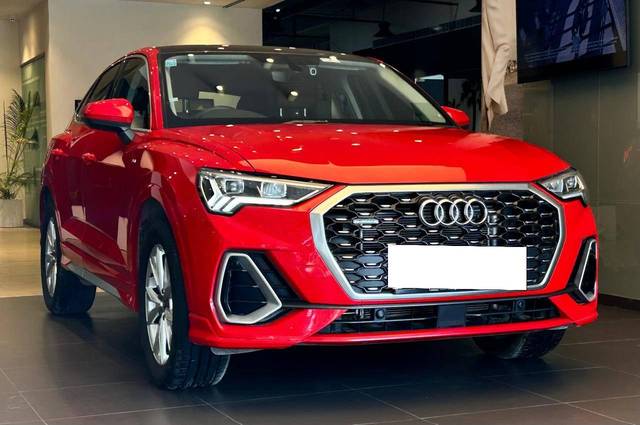 https://images10.gaadi.com/usedcar_image/4373186/original/processed_0ad6fb54eaa8f9a11d74833045d203f0.jpeg?imwidth=6400