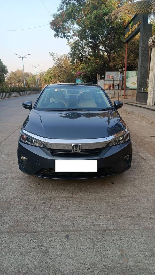 https://images10.gaadi.com/usedcar_image/4373218/original/processed_ea4f067b1dbf319ef5a88b20cf755cbe.jpg?imwidth=6400