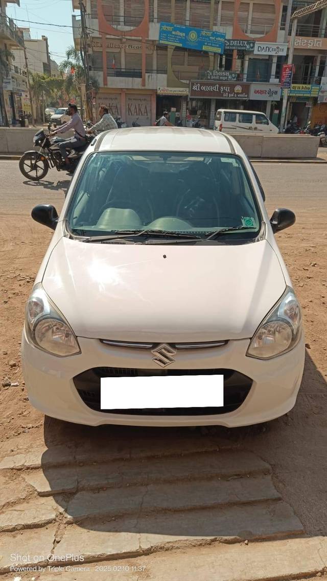 https://images10.gaadi.com/usedcar_image/4373307/original/processed_9eb761ea9a80ff6a0bfc1f90c64bf9e8.jpg?imwidth=6400