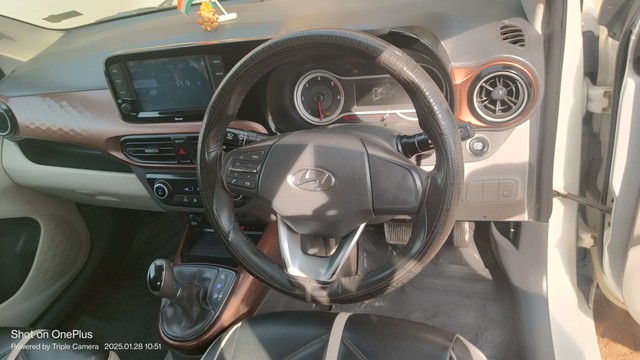 Second-hand 2020 Hyundai Aura SX Plus AMT for sale in Junagadh-8