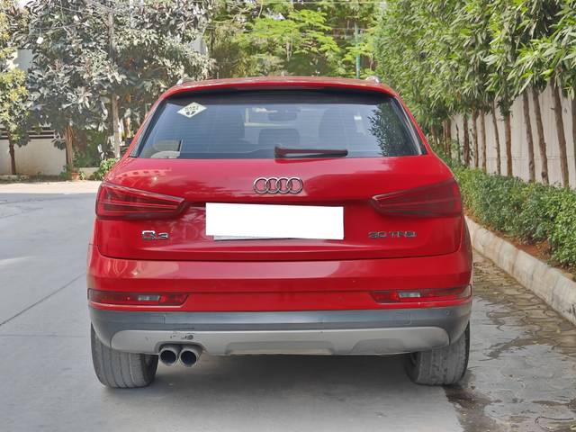 https://images10.gaadi.com/usedcar_image/4373359/original/processed_712921db0a96e726ab9a913d1eb4dc5f.jpg?imwidth=6402