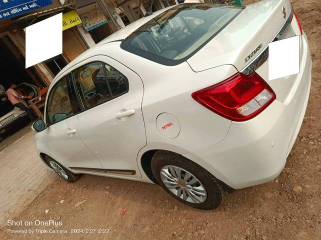 https://images10.gaadi.com/usedcar_image/4373376/original/processed_f95d1233a22fc05bc9a13230a88be622.jpg?imwidth=6401