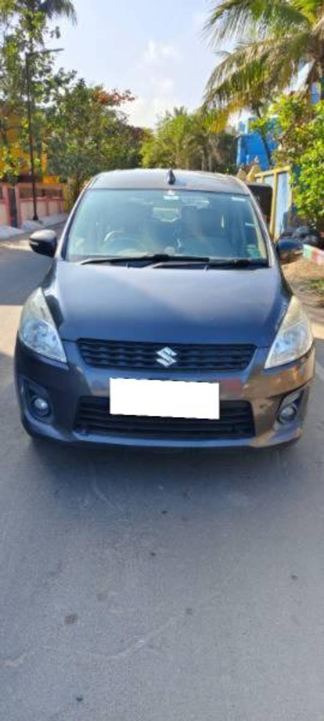 https://images10.gaadi.com/usedcar_image/4373384/original/processed_3a9a3da8-5020-40c6-8382-53fd7d033fea.jpg?imwidth=6402