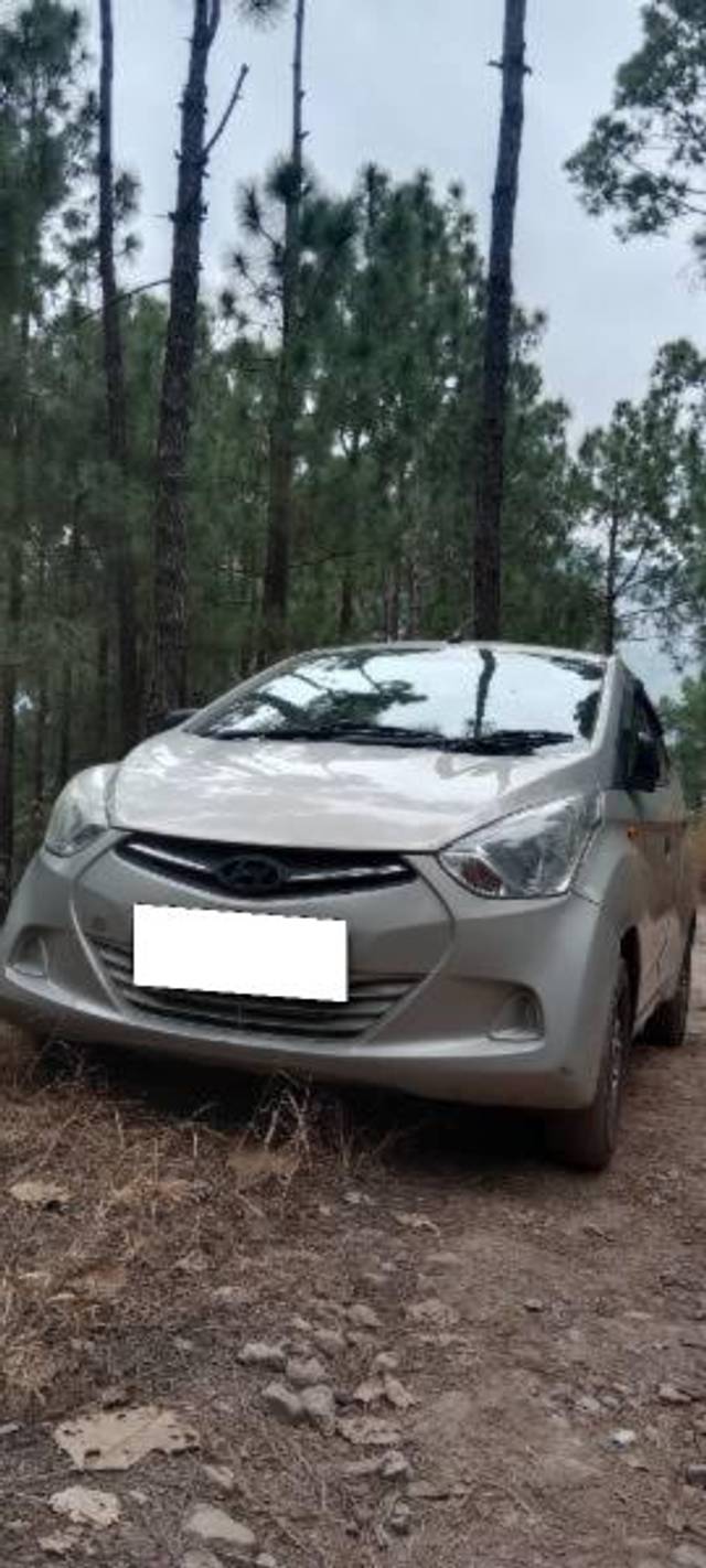 https://images10.gaadi.com/usedcar_image/4373400/original/processed_8cd12314-6051-4b8b-8848-edbefcc37e38.jpg?imwidth=6402