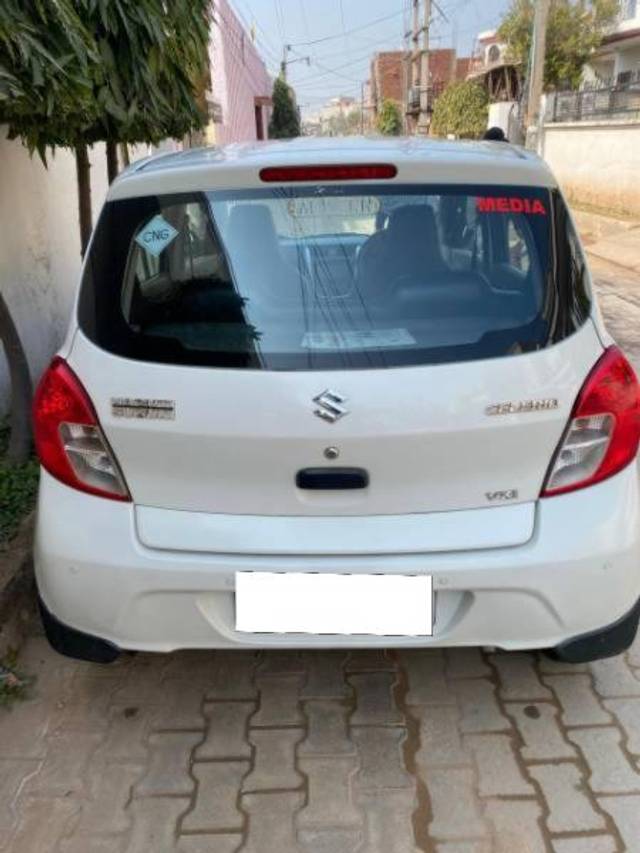 https://images10.gaadi.com/usedcar_image/4373426/original/processed_2568e4b2-825f-4752-96f2-c935e95a1883.jpg?imwidth=6402