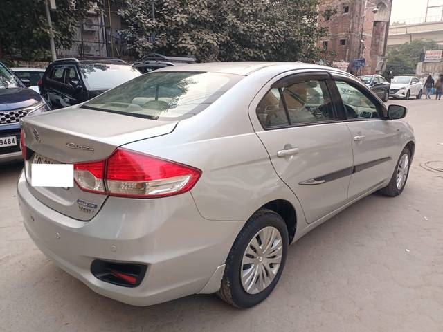 https://images10.gaadi.com/usedcar_image/4373538/original/processed_4dad24ac0300a9851429cda9ac2bf54d.jpg?imwidth=6401