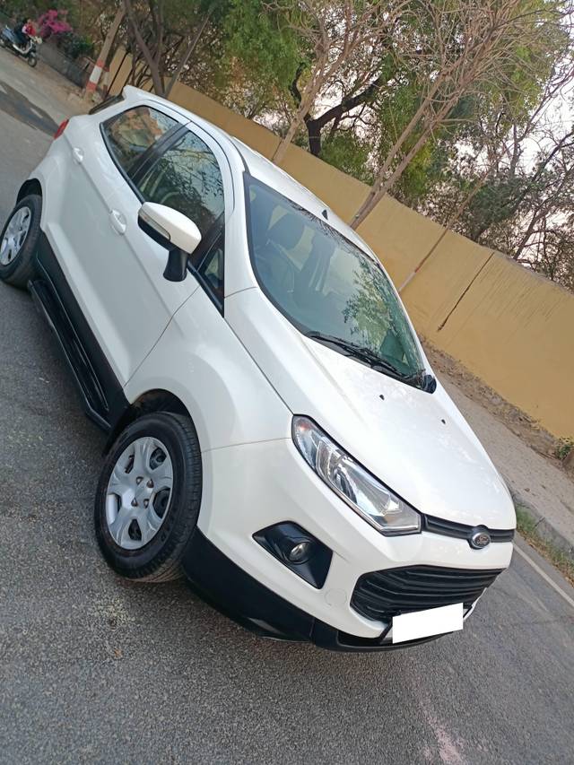 https://images10.gaadi.com/usedcar_image/4373542/original/processed_8e8069047c9d9b83de7931429df197a3.jpg?imwidth=6400