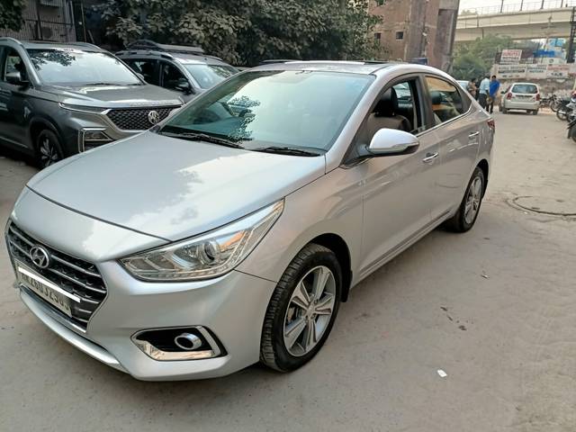 https://images10.gaadi.com/usedcar_image/4373550/original/processed_3957027590a6e857011f2413dc6ba691.jpg?imwidth=6400