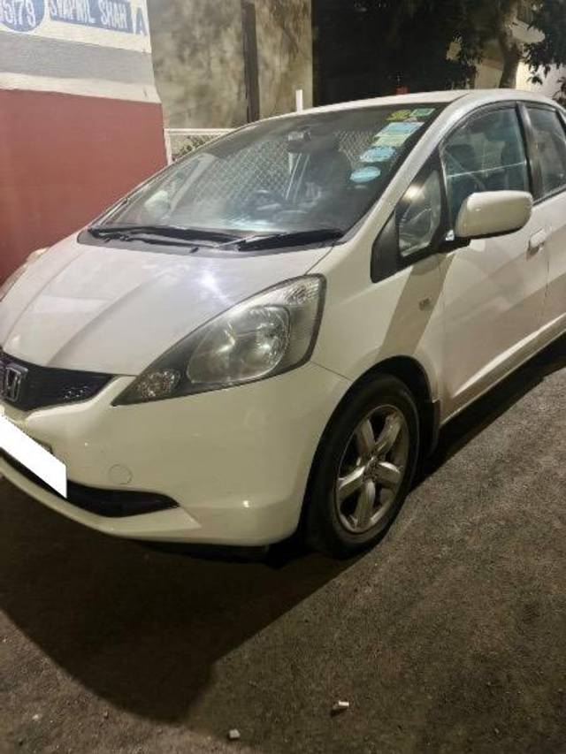 https://images10.gaadi.com/usedcar_image/4373554/original/processed_4bb6de85-fc86-4210-adc1-cbc8c5ac6fe6.jpeg?imwidth=6402