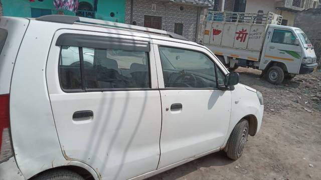 https://images10.gaadi.com/usedcar_image/4373759/original/9ba9e92b8b48fdeaaabcdbe896ccf4ae.jpeg?imwidth=6401