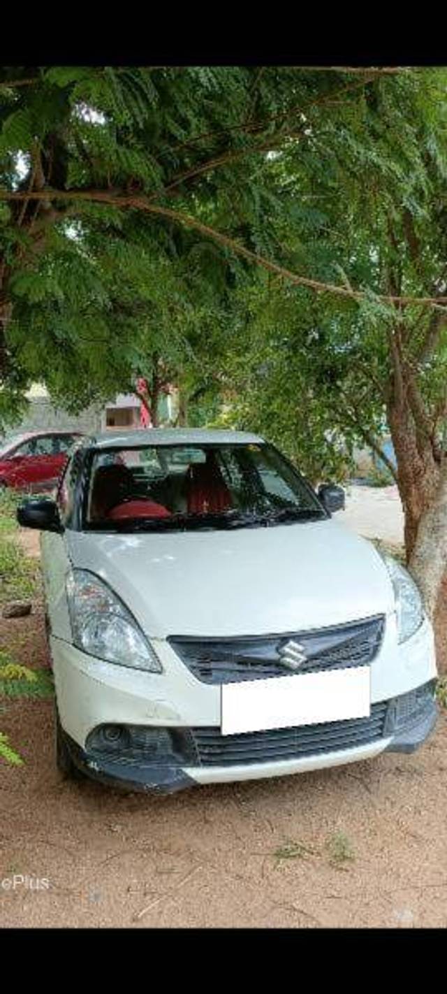 https://images10.gaadi.com/usedcar_image/4373799/original/5259701e31a2f85365b75c0eeb1674c6.jpg?imwidth=6400