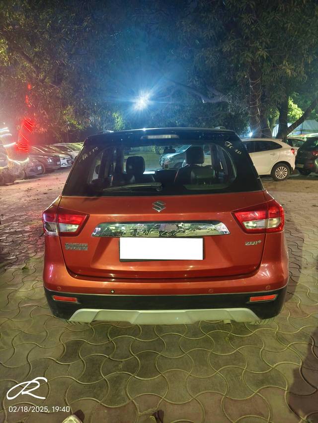 https://images10.gaadi.com/usedcar_image/4373827/original/processed_221154a81018cbf6de40cd4b9b418c23.jpg?imwidth=6401