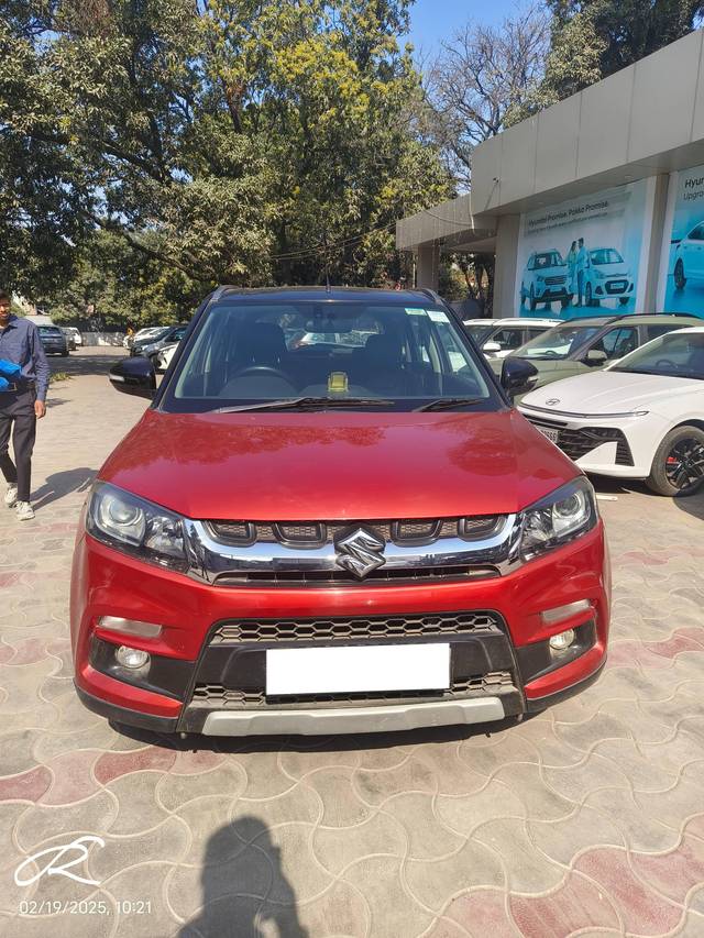 https://images10.gaadi.com/usedcar_image/4373827/original/processed_50be091e3fb0c2ea72f8dde73d02cc22.jpg?imwidth=6402