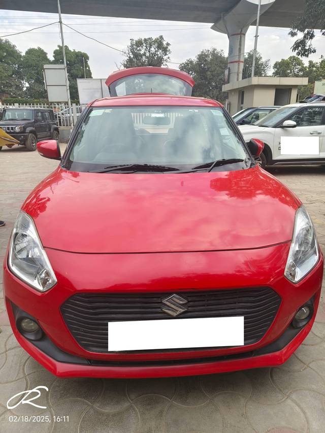 https://images10.gaadi.com/usedcar_image/4373836/original/processed_3ff982c692d16e1790b57810374f1876.jpg?imwidth=6400