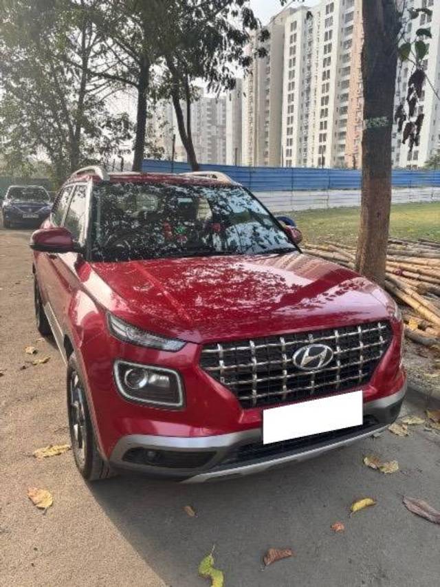 https://images10.gaadi.com/usedcar_image/4373897/original/processed_1d0d9585-2d62-4684-aaa0-7574d74acb39.jpeg?imwidth=6400