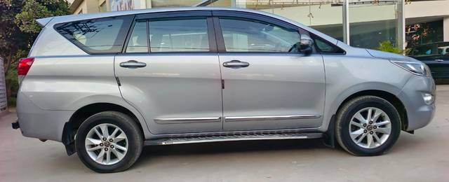 https://images10.gaadi.com/usedcar_image/4373909/original/256edabbd05aa69ca4afe5f6c3e044cc.jpeg?imwidth=6401