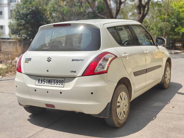 https://images10.gaadi.com/usedcar_image/4373959/original/c0d4565c3043f1e534902651bc704f8c.jpg?imwidth=6401