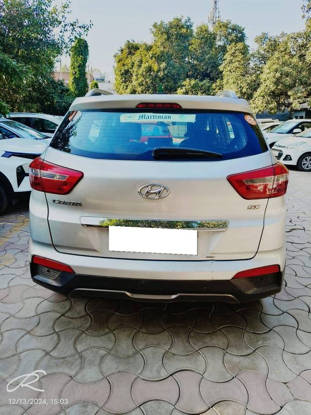 https://images10.gaadi.com/usedcar_image/4373986/original/processed_44e8dd0601471dd8359dea062ffdfdc8.jpg?imwidth=6401