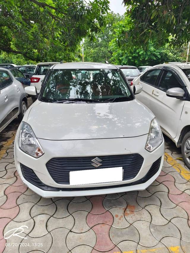 https://images10.gaadi.com/usedcar_image/4374004/original/processed_ab4826581c3c05ec1246efcc19f1570f.jpg?imwidth=6400