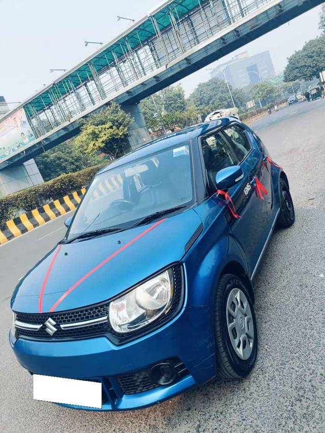 https://images10.gaadi.com/usedcar_image/4374017/original/processed_8d56d8ac06a21e74bb2f2109b67773f5.jpg?imwidth=6400