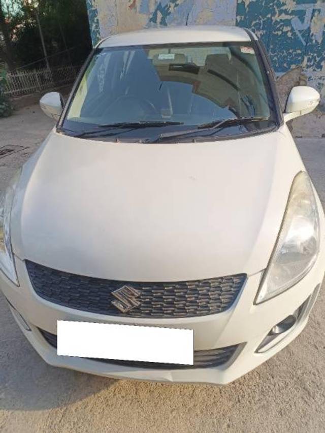 https://images10.gaadi.com/usedcar_image/4374115/original/processed_36070164-acf7-448c-a5c2-54e19ef15fe0.jpg?imwidth=6400