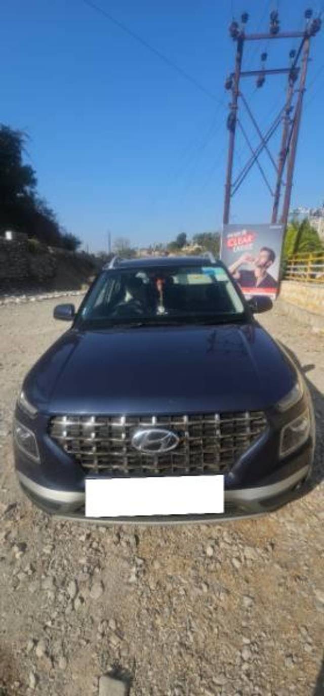 https://images10.gaadi.com/usedcar_image/4374283/original/processed_0dfdeaaf-4a05-4a11-bec4-e79fb17812b6.jpeg?imwidth=6400