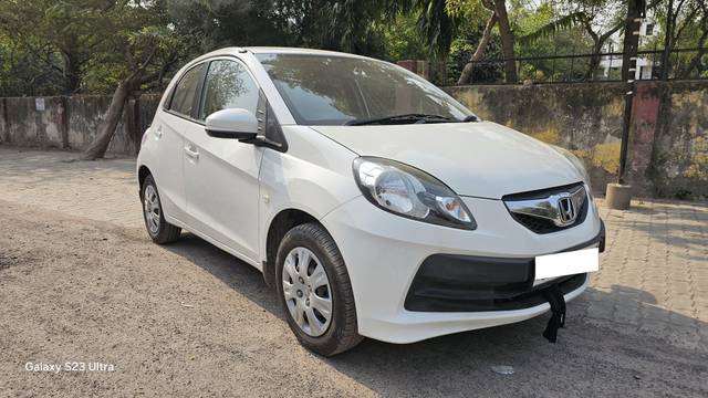 https://images10.gaadi.com/usedcar_image/4374327/original/processed_5acd79e1ad54c7f1a6d69df7a8a04771.jpg?imwidth=6400