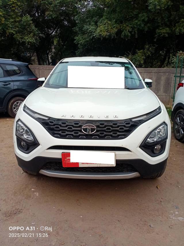 https://images10.gaadi.com/usedcar_image/4374404/original/processed_dd8ffb1754f5d6b7842e6ad67c228165.jpg?imwidth=6400