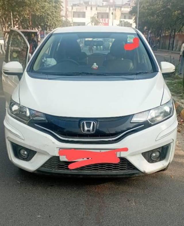 https://images10.gaadi.com/usedcar_image/4374407/original/processed_c9ab4282-35ac-4727-ad22-ffd3a24127d0.jpeg?imwidth=6400