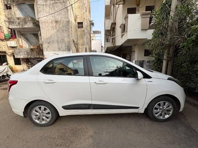 https://images10.gaadi.com/usedcar_image/4374430/original/processed_5362d702-0ec1-4fda-9169-56bc7eb78c03.jpeg?imwidth=6401