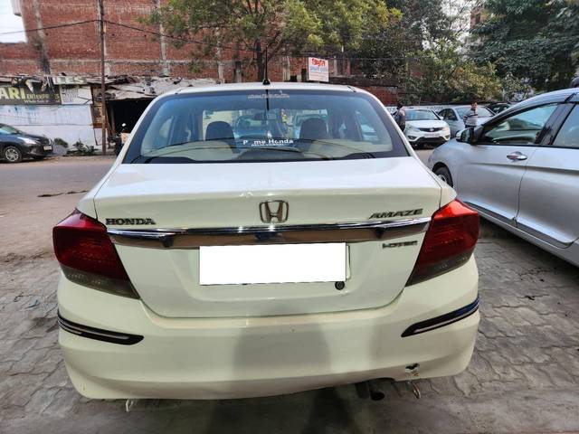 https://images10.gaadi.com/usedcar_image/4374432/original/processed_91d757f8ac7296f29156a6040b569ed0.jpg?imwidth=6401