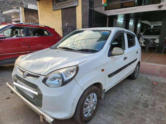 https://images10.gaadi.com/usedcar_image/4374458/original/processed_5b893ceb439e971558db832e778a95c8.jpg?imwidth=6401