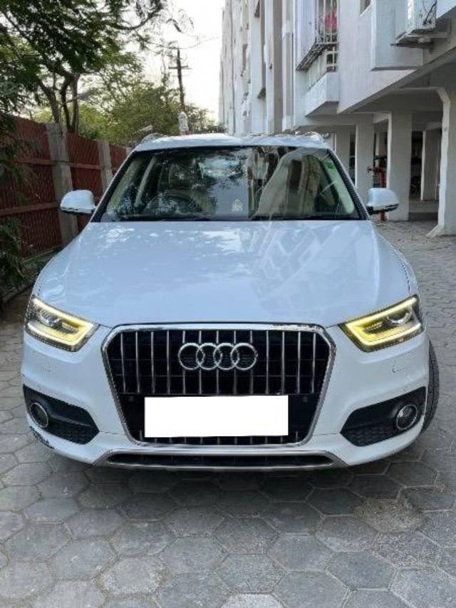 https://images10.gaadi.com/usedcar_image/4374459/original/processed_39e32d17-a4af-48f0-9eea-795168a6c8e3.jpeg?imwidth=6402