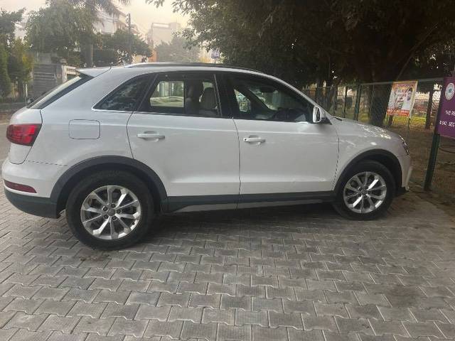 https://images10.gaadi.com/usedcar_image/4374469/original/454dd2518525889bfc1d71b3adc607f1.jpeg?imwidth=6401