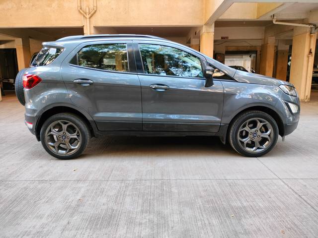 https://images10.gaadi.com/usedcar_image/4374598/original/94d872bd25fbbb5ffcc59882d1277fc9.jpg?imwidth=6401