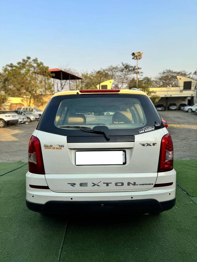 https://images10.gaadi.com/usedcar_image/4374625/original/processed_b5bdca20f27aa4f42c4f974bb12cbed8.jpg?imwidth=6401