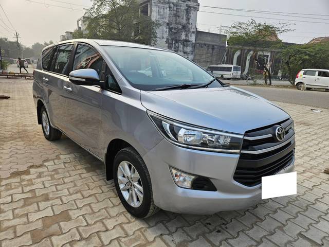 https://images10.gaadi.com/usedcar_image/4374655/original/processed_f95e5a9c499375324bdc5567da1a09a3.jpg?imwidth=6400