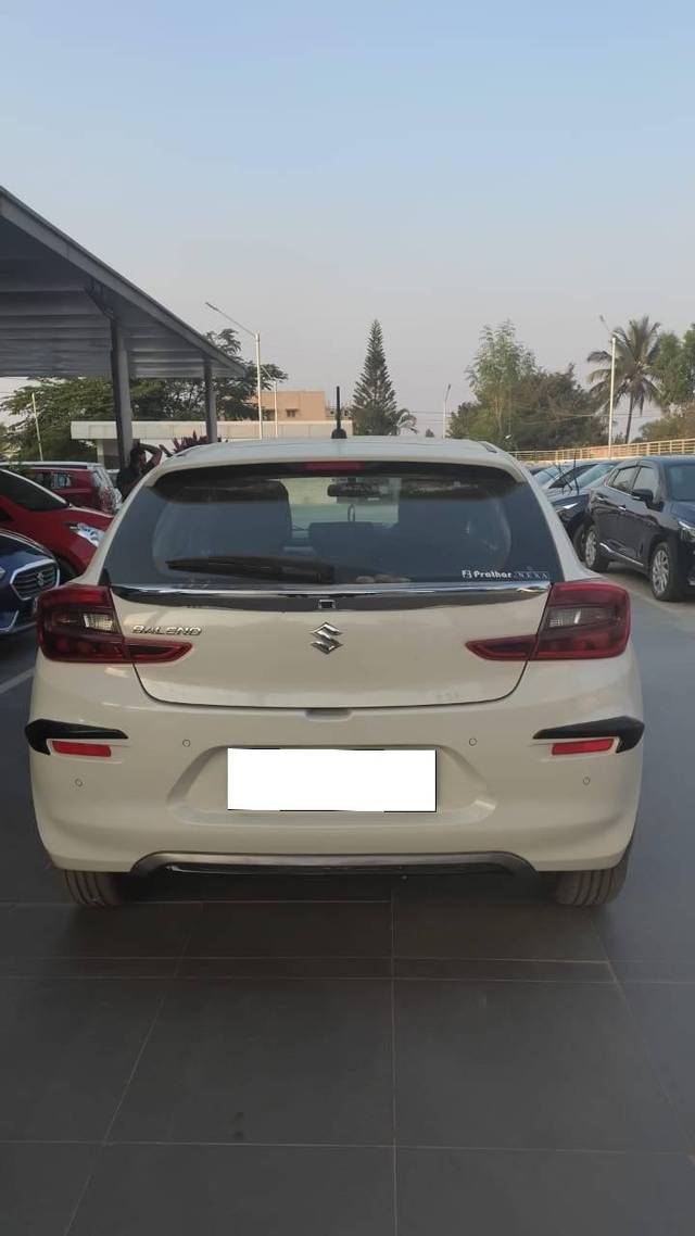 https://images10.gaadi.com/usedcar_image/4374677/original/processed_e585ccc86dba3b9a6b89a214de92064a.jpg?imwidth=6402