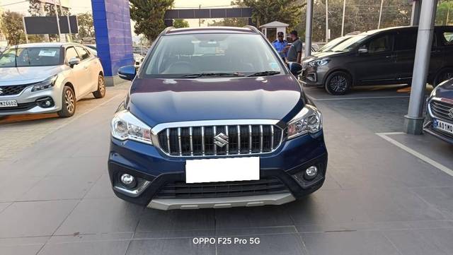 https://images10.gaadi.com/usedcar_image/4374685/original/processed_278b6895d6125481d6c715d691474b92.jpg?imwidth=6400