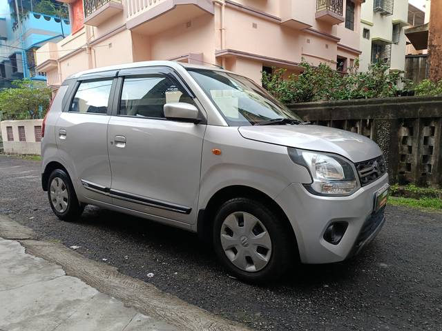 https://images10.gaadi.com/usedcar_image/4374711/original/7434c94241b0816b62ed21e1ae4bbcf6.jpg?imwidth=6400