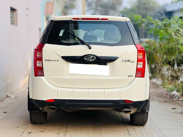 https://images10.gaadi.com/usedcar_image/4374785/original/processed_7a34d74e396dfc67b1d0b39325817c84.jpg?imwidth=6401