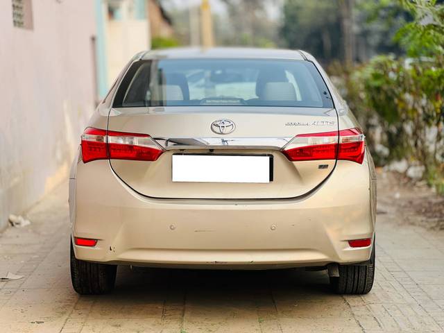 https://images10.gaadi.com/usedcar_image/4374792/original/processed_320b45ae5982c461244871acb187b8c2.jpg?imwidth=6401